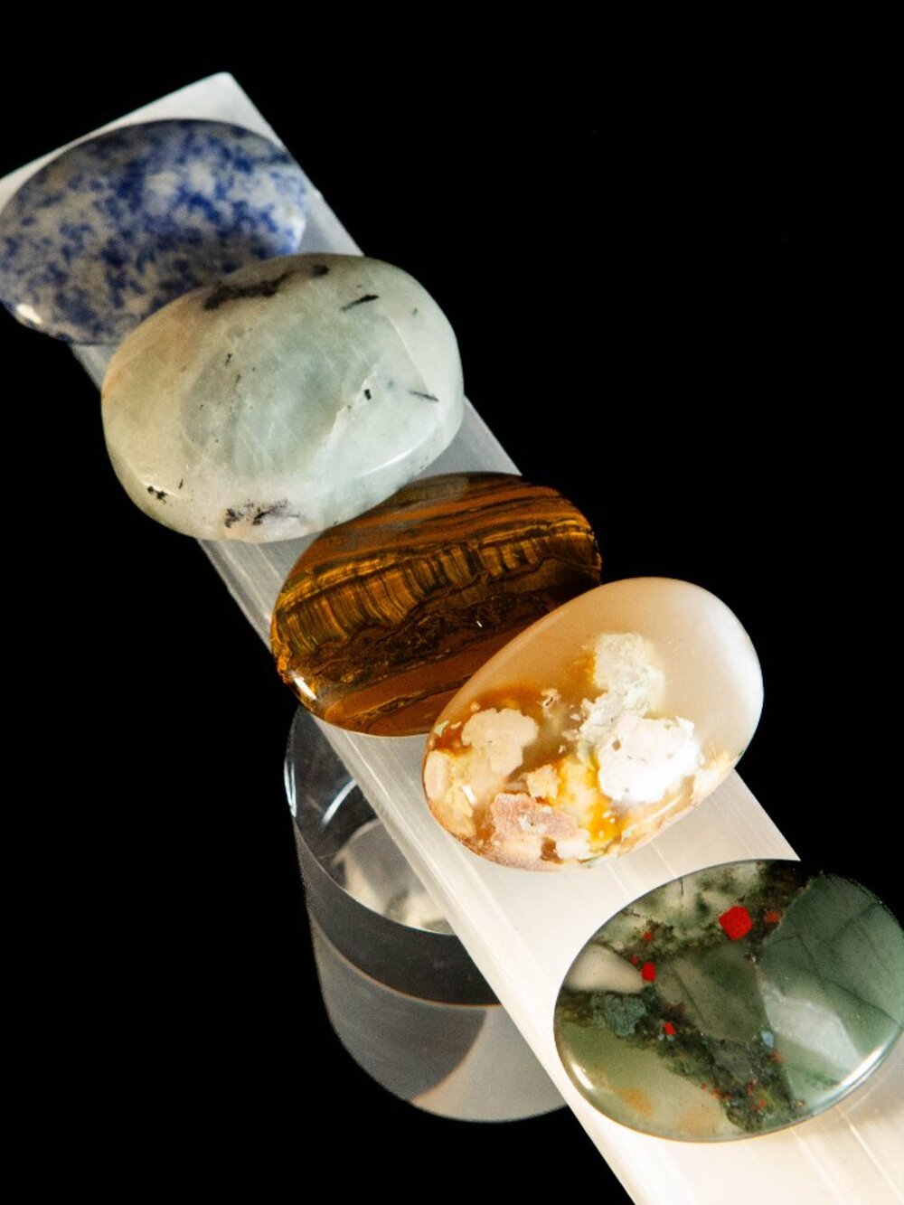 5pc Gemstone Palm Stone Crystal Bundle Flower Agate Tigers Eye Rainbow Jasper So